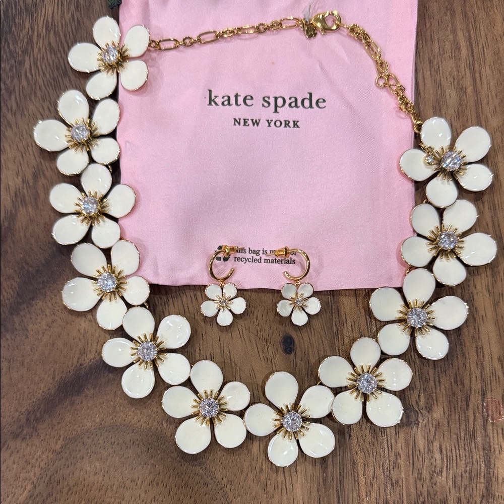 NEW Never Worn Kate Spade White Floral Necklace and Earrings